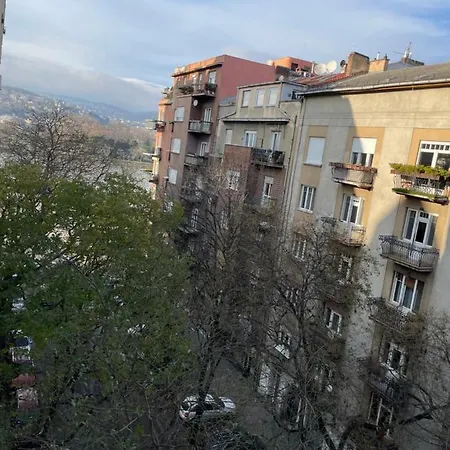 Flower アパート *