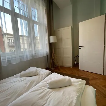 Flower アパート *