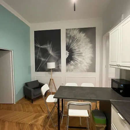 Flower ブダペスト